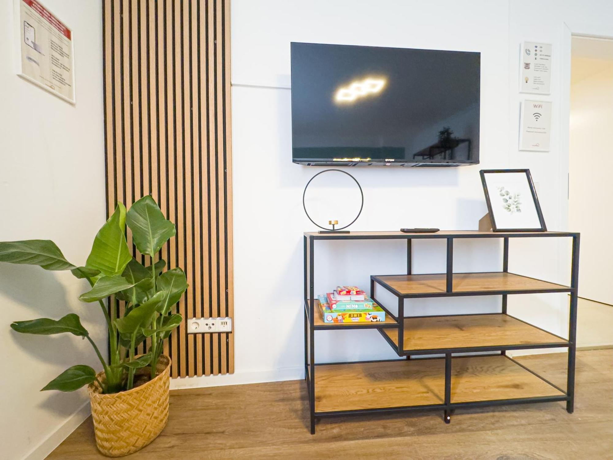 Immostay M#4 Ferien- Apartment, Wifi & Parken, Boxspring-betten Apartment