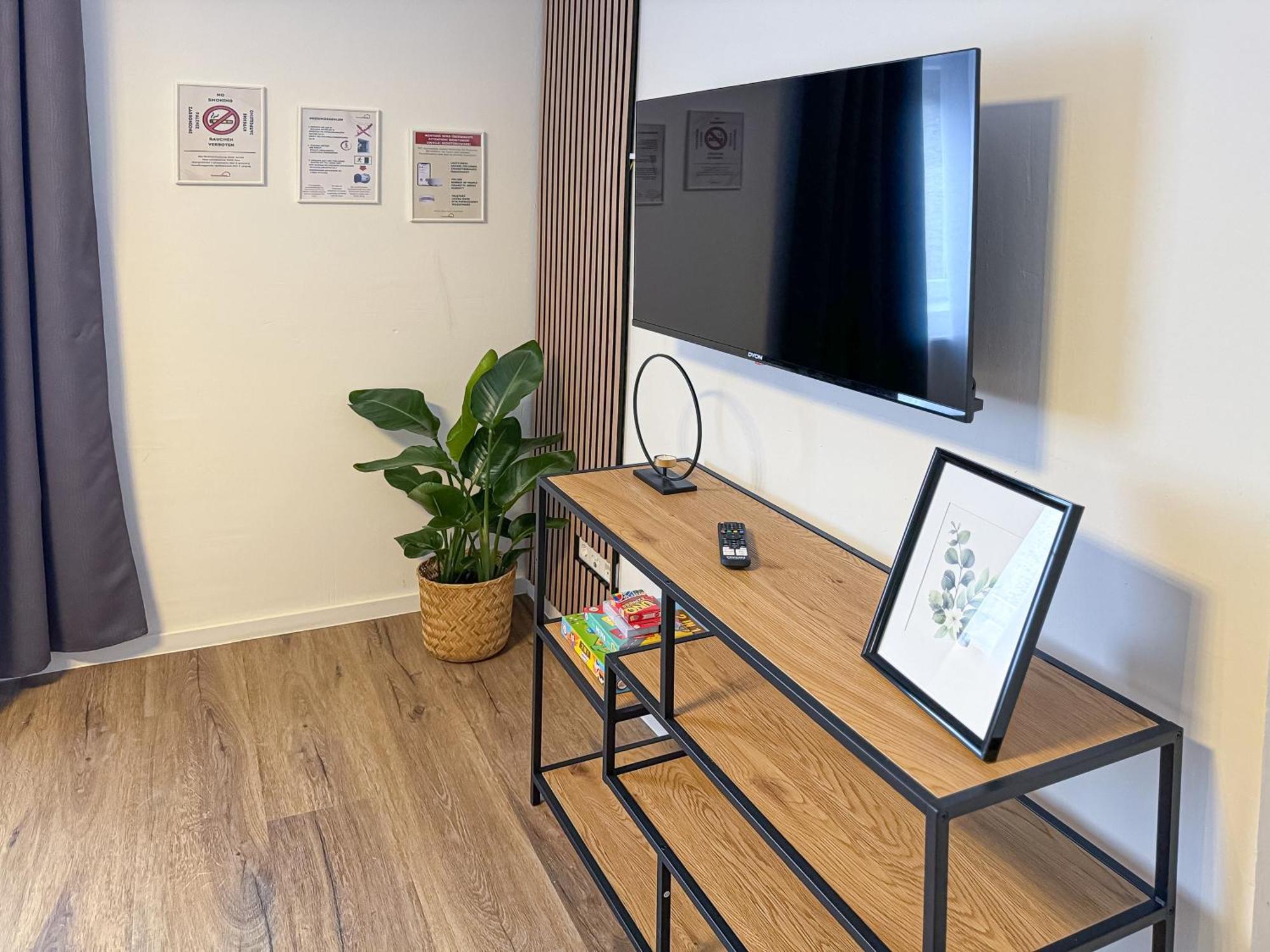 Immostay M#4 Ferien- Apartment, Wifi & Parken, Boxspring-betten Apartment